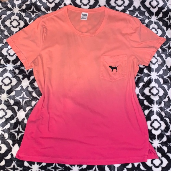 PINK Victoria's Secret Tops - LIKE NEW Victoria’s Secret PINK tee